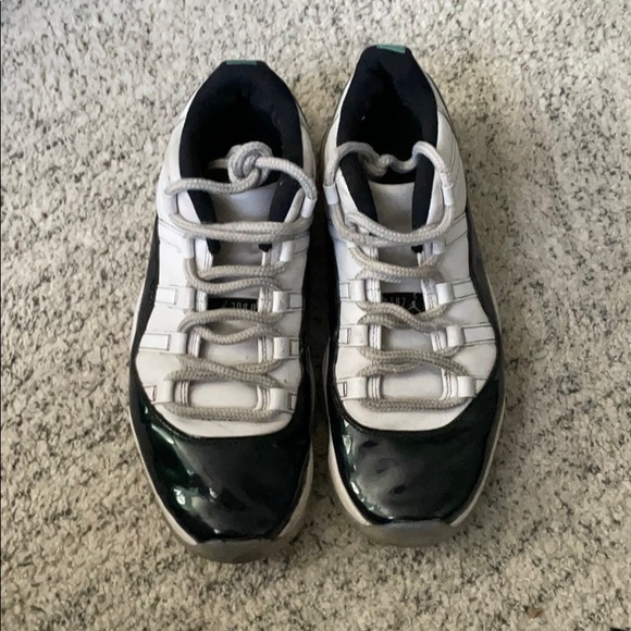 Jordan 11 “Emerald” - Picture 2 of 3